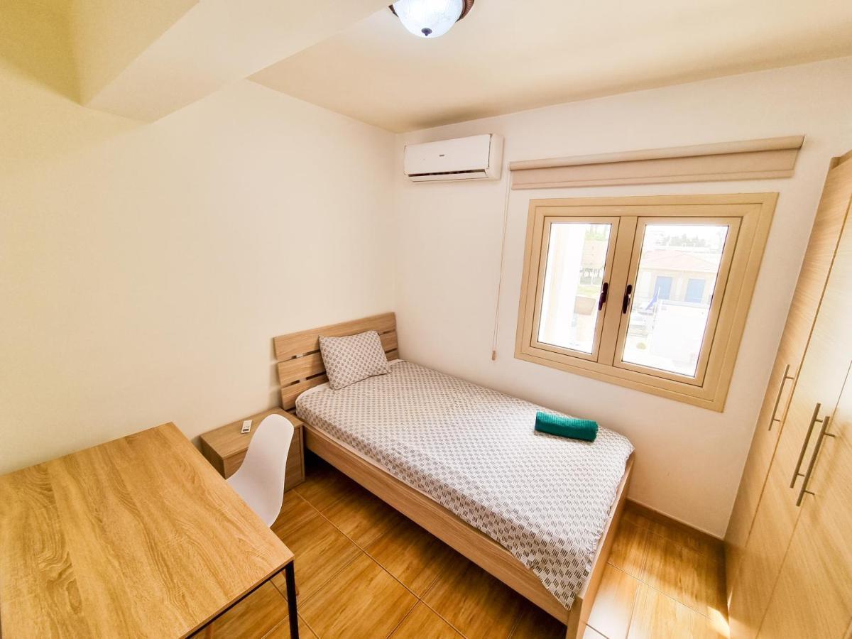 Sunbay City Rooms Ларнака Экстерьер фото